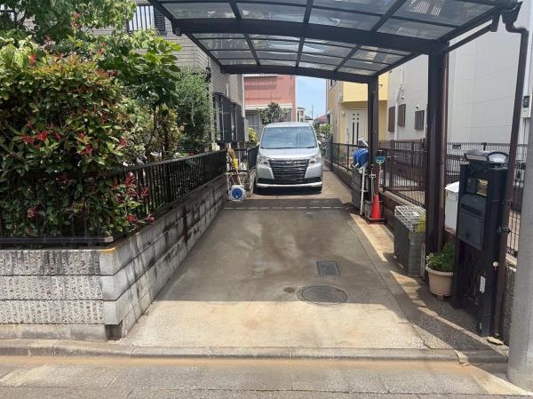 東村山市久米川町3丁目の戸建 駐車場