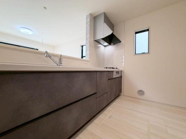 小平市花小金井8丁目の新築戸建 キッチン