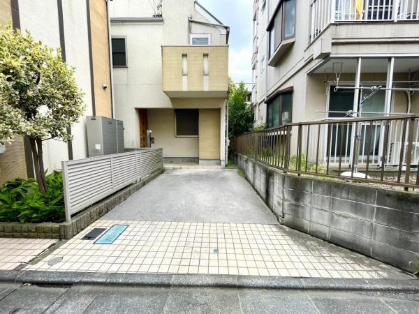 東小岩3丁目　中古戸建 駐車場