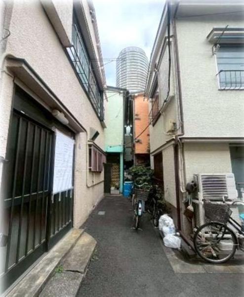 墨田区京島1丁目　中古戸建 前面道路含む現地写真