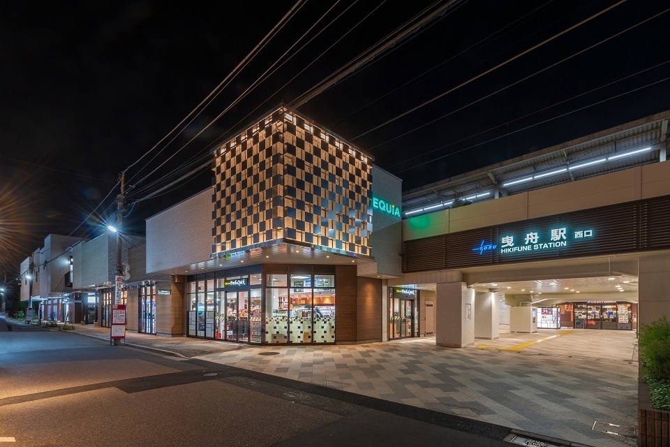 墨田区京島1丁目　中古戸建 前面道路含む現地写真