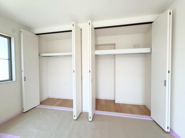 小平市小川町1丁目の戸建 収納