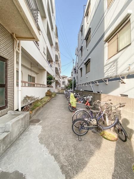 メゾン平井 駐輪場