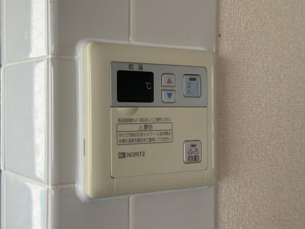 葛飾区奥戸4丁目 中古戸建 発電・温水設備(専用部)