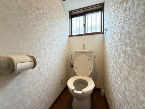 葛飾区奥戸4丁目 中古戸建 トイレ