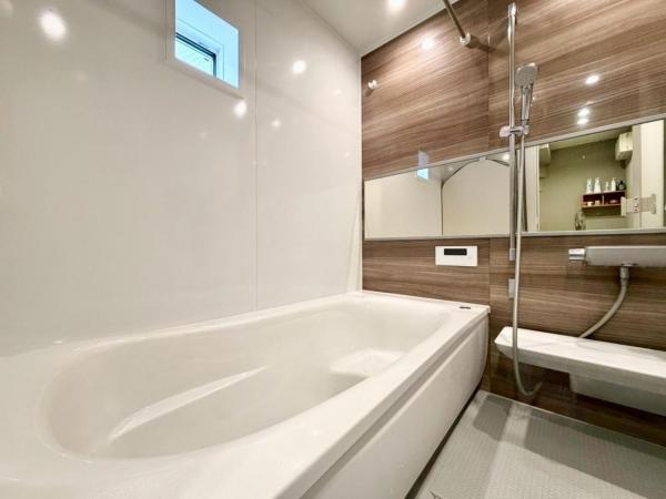 東村山市萩山町2丁目の戸建 浴室