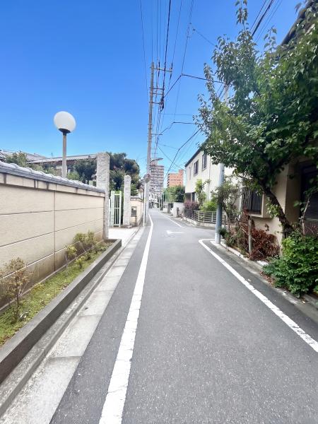 西巣鴨4丁目　土地 前面道路含む現地写真