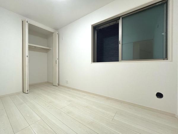 江戸川区西小岩4丁目　新築戸建 リビング以外の居室