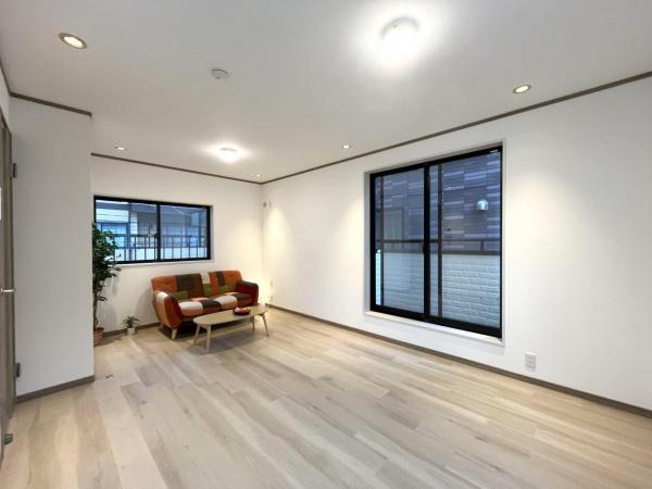 中古戸建 江戸川区南葛西３丁目 JR京葉線葛西臨海公園駅 6,480万円