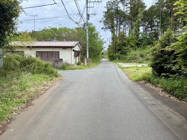 土地 茨城県稲敷郡美浦村郷中2829-3 JR常磐線（取手～いわき）荒川沖駅 300万円
