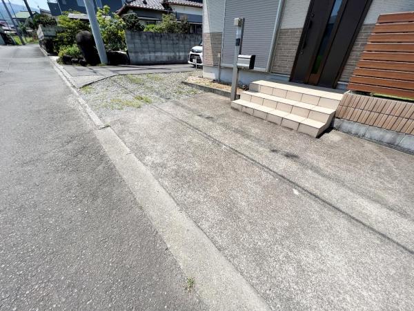 南足柄市関本　中古 駐車場