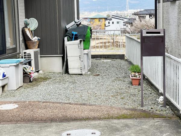 南足柄市塚原　中古 庭