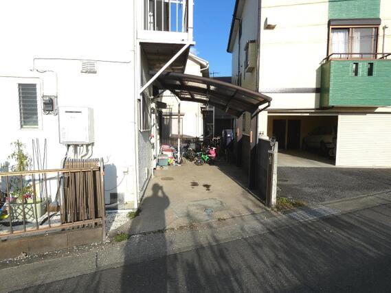 平塚市根坂間　中古 駐車場