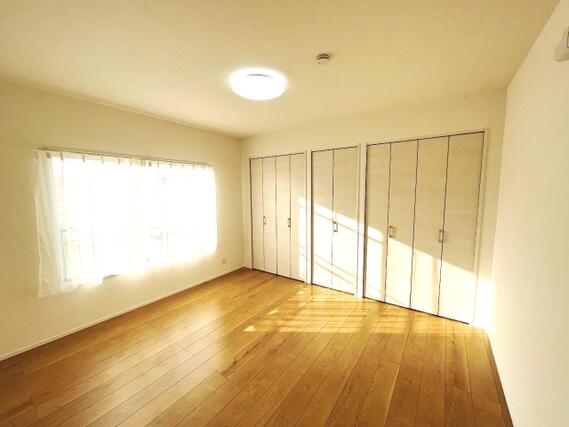 厚木サンハイツ 寝室