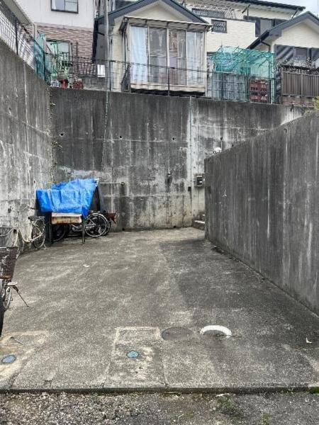 伊勢原市板戸　中古 駐車場