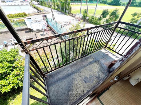 秦野市上大槻　中古 バルコニー