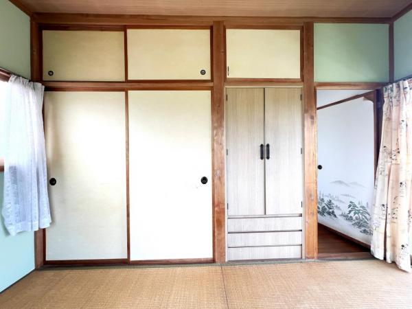 秦野市上大槻　中古 収納