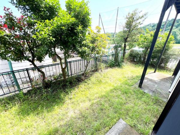 秦野市上大槻　中古 庭