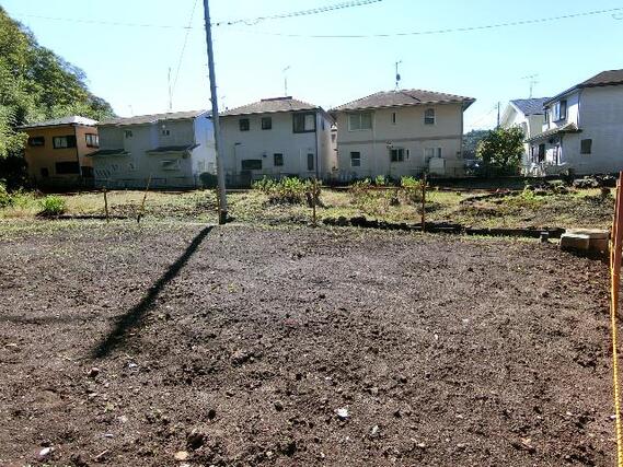 曽屋　建築条件無し売地 現地土地写真