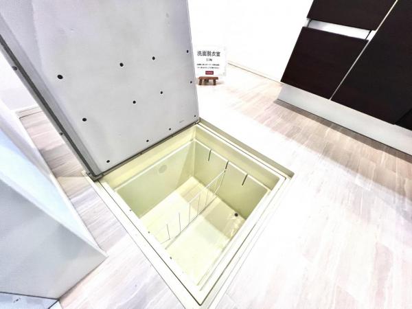 秦野市水神町 収納