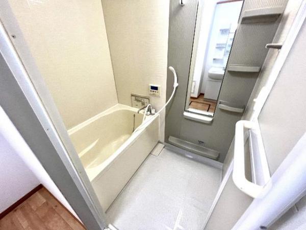 日商岩井第一春日部マンション 浴室