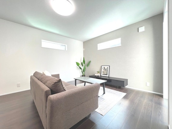 川越市大字福田字六反田　 リビング