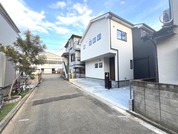 川越市大字福田字六反田　 前面道路含む現地写真