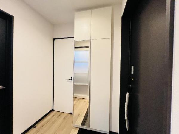 松戸市常盤平双葉町　戸建 玄関