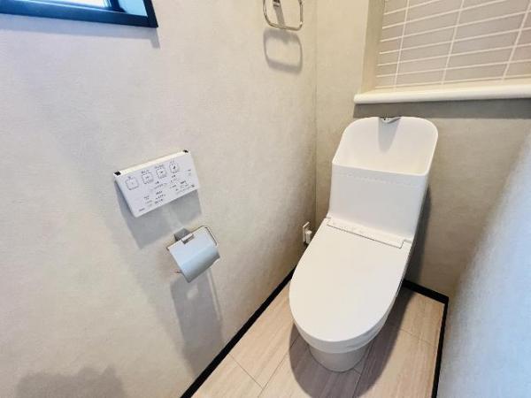 松戸市常盤平双葉町　戸建 トイレ