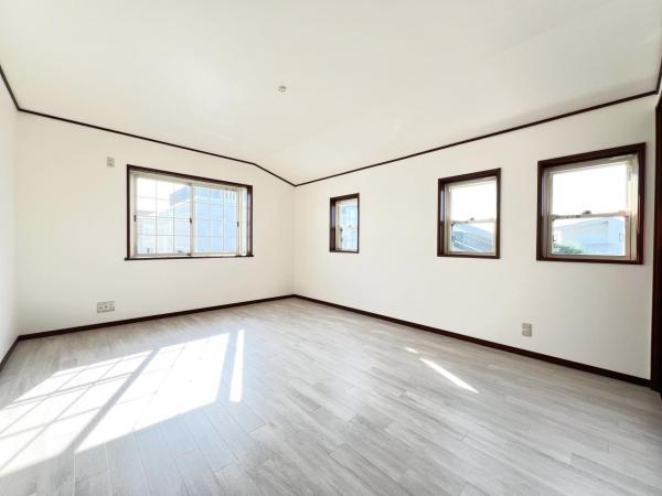 横浜市青葉区大場町　中古戸建て 寝室