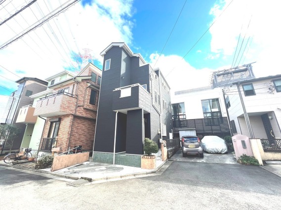 横浜市青葉区大場町　中古戸建て (現況)外観写真