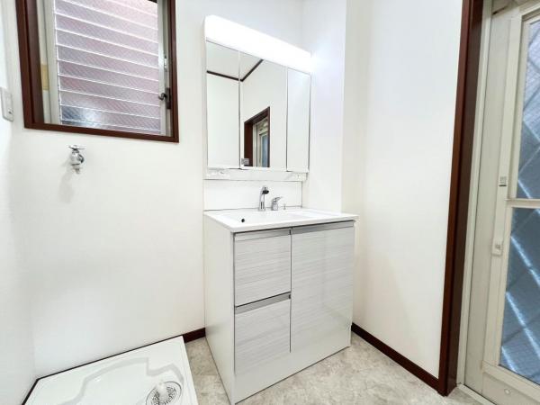 横浜市青葉区大場町　中古戸建て 洗面化粧台