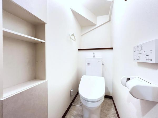 横浜市青葉区大場町　中古戸建て トイレ