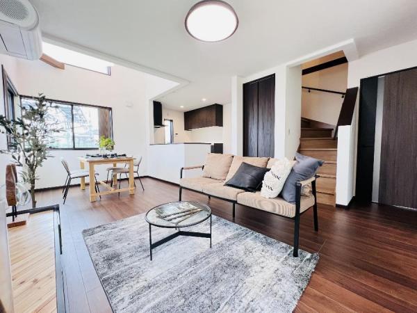 柏市中原1丁目　戸建 リビング