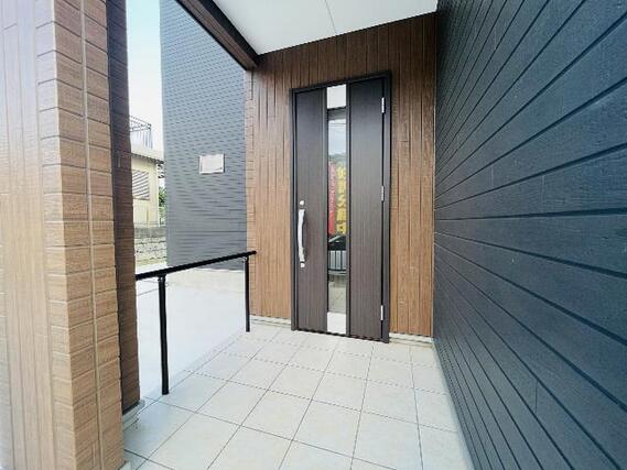 市原市青葉台6丁目　築後未入居戸建 玄関(共用部)