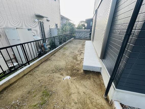 市原市青葉台6丁目　築後未入居戸建 庭