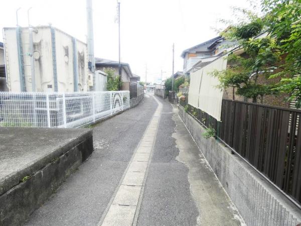 丹羽郡扶桑町高雄　建築条件無し売地 前面道路含む現地写真