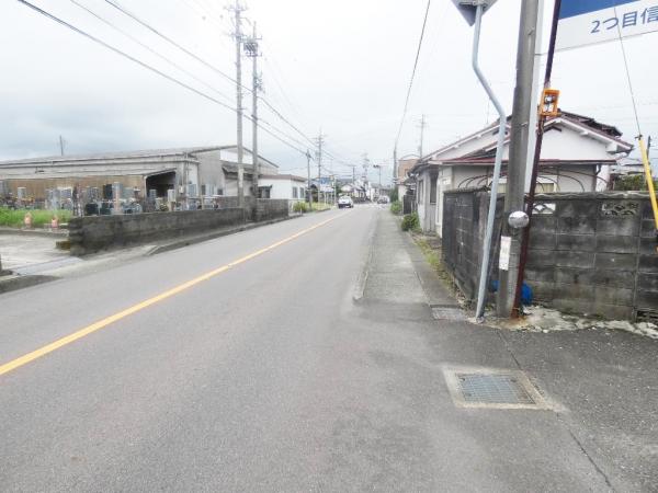 丹羽郡扶桑町高雄　建築条件無し売地 前面道路含む現地写真