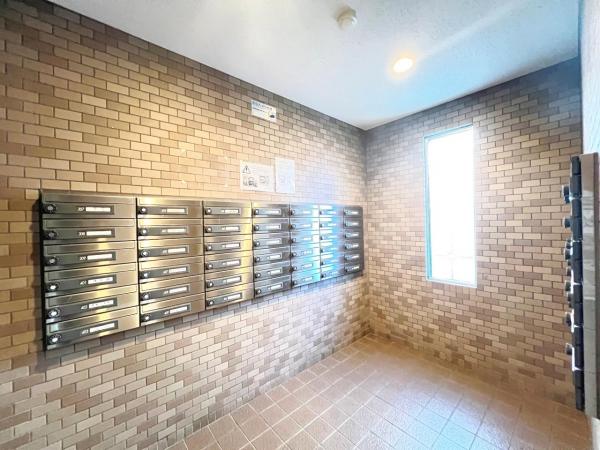 コープ野村岩倉弐番館 郵便受け