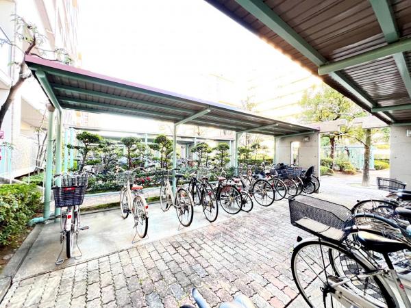 コープ野村岩倉弐番館 駐輪場
