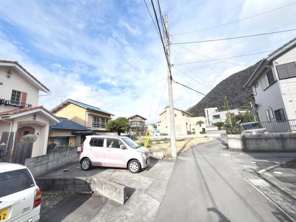 沼津市下香貫大久保　土地 前面道路含む現地写真