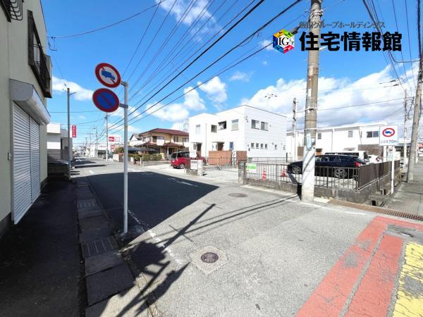 沼津市若葉町　土地 前面道路含む現地写真