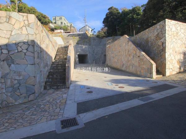 鎌倉市極楽寺1丁目 