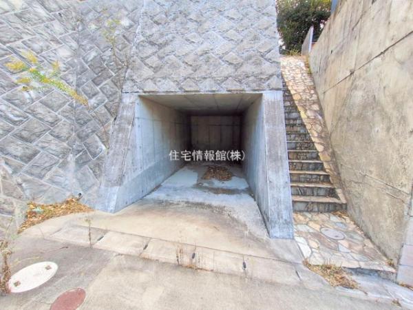 鎌倉市極楽寺1丁目 