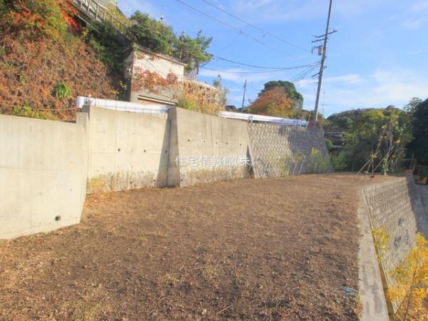 鎌倉市極楽寺1丁目 