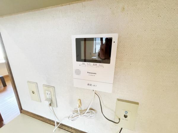 小田原市鴨宮 中古戸建 TVモニター付きインターフォン