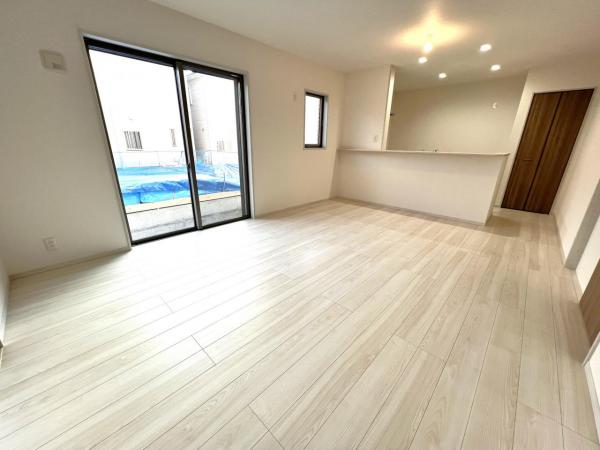 平塚市四之宮3丁目23ーP1 リビング