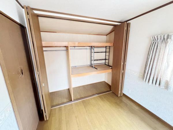 中郡二宮町二宮 中古戸建 洋室