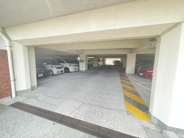 サンハイツ小田原 敷地内駐車場