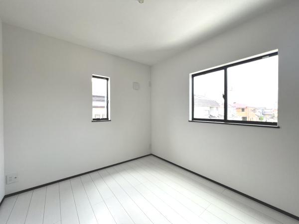 久喜市上町 戸建 洋室
